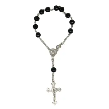 8 мм, черни Стъклени мъниста INRI Cross Броеници Гривни Католическата християнска мода Религиозни украса