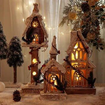 Коледна украса, от дървен птичи къща, в светлината на декорация, хол, оформяне на сцената на търговския център.